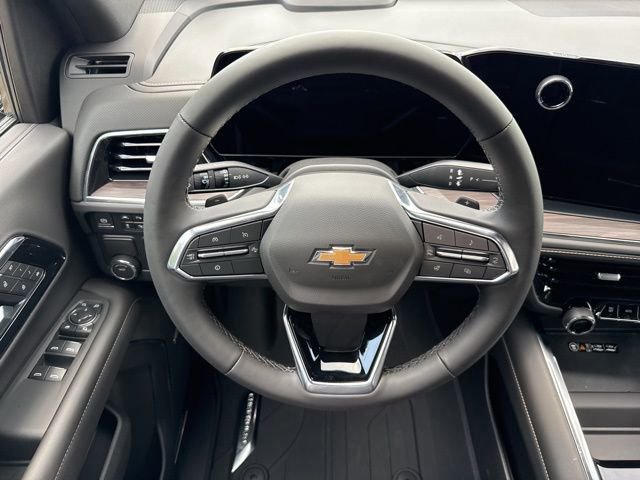 New 2025 Chevrolet Suburban Premier image 23
