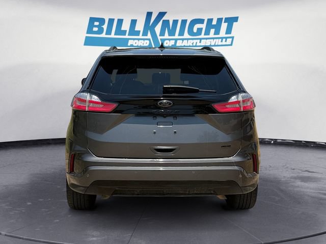 Used 2023 Ford Edge SE w/ Black Appearance Package AWD/4WD image 4