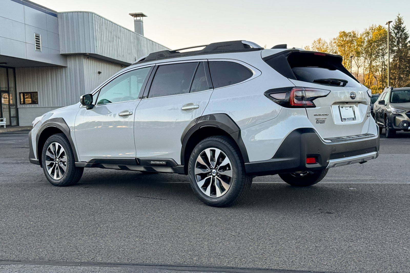 New 2025 Subaru Outback Touring XT w/ Tech Package 3 image 5