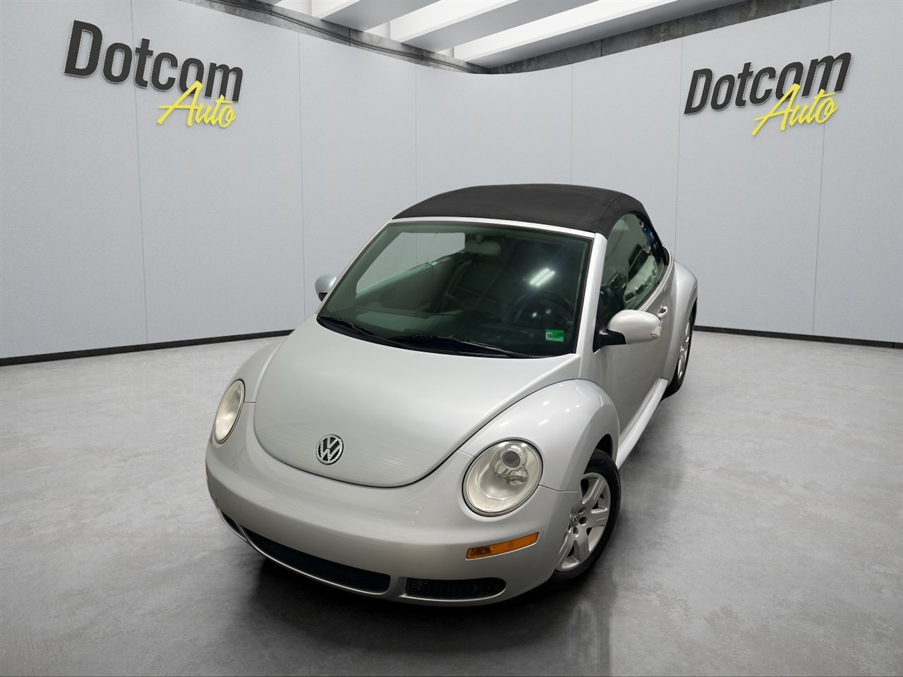 Used 2007 Volkswagen Beetle Convertible w/ Package 1