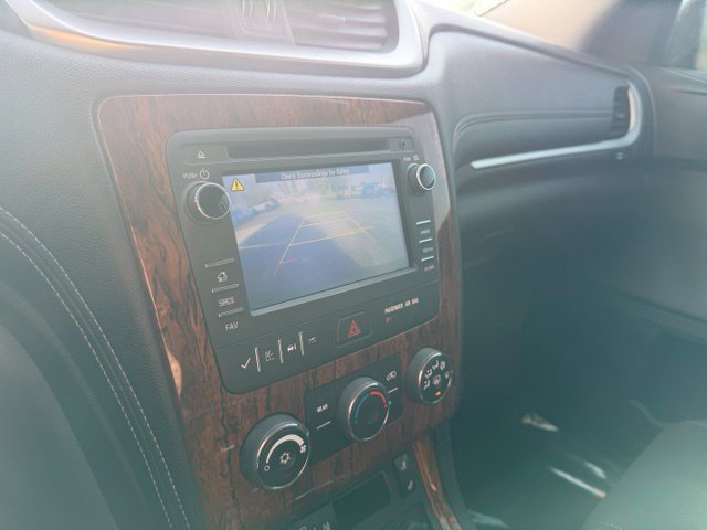 Used 2013 Chevrolet Traverse LT w/ All-Star Edition FWD image 27