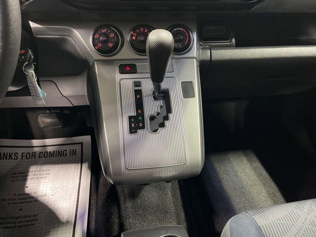 Used 2011 Scion xB FWD image 23