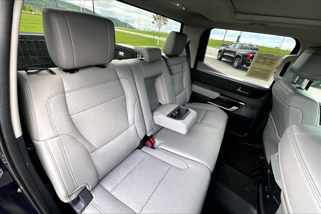 Used 2023 Toyota Tundra Limited AWD/4WD image 28