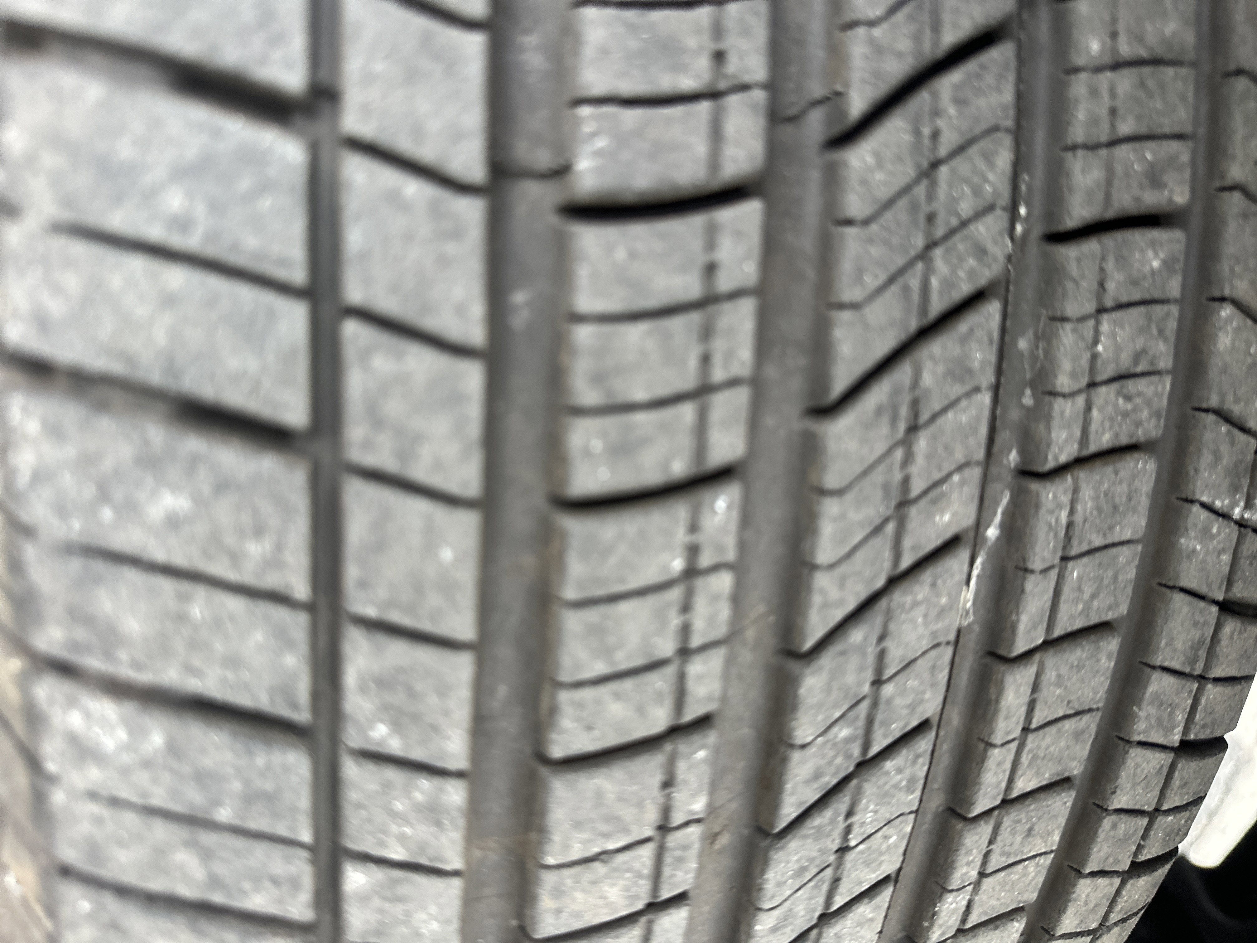 Used 2025 Nissan Frontier SL image 8