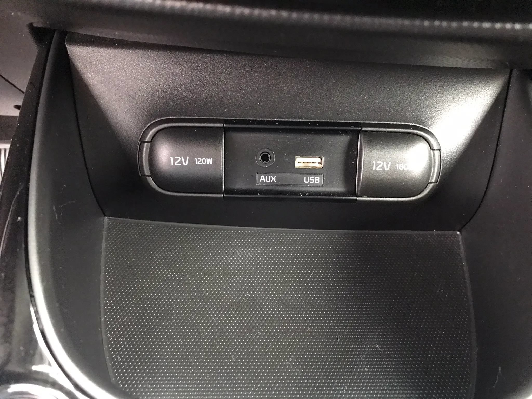 Used 2018 Kia Soul ! w/ Tech Package FWD image 27