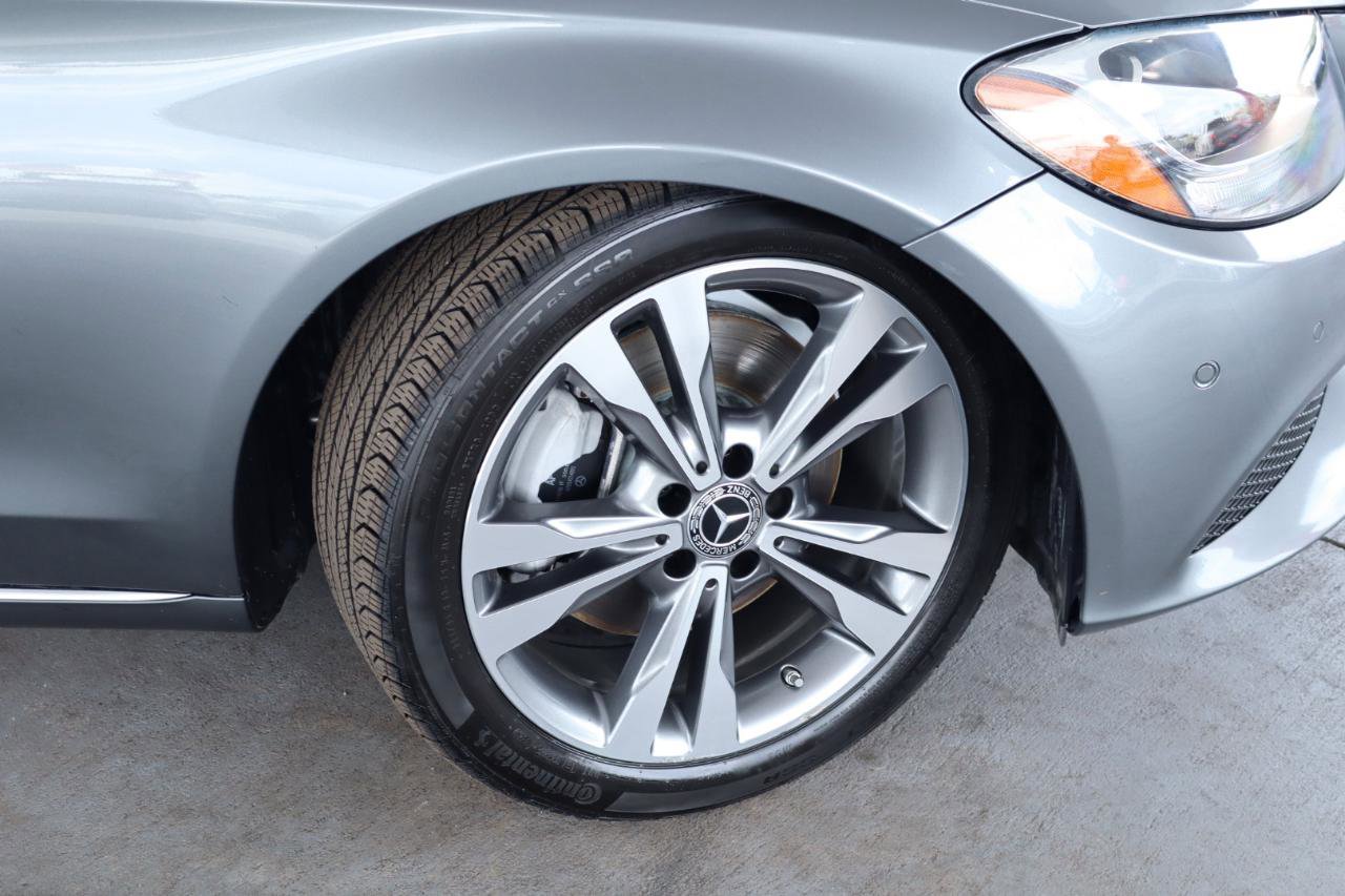 Used 2017 Mercedes-Benz C 300 Sedan w/ Premium 1 Package image 3