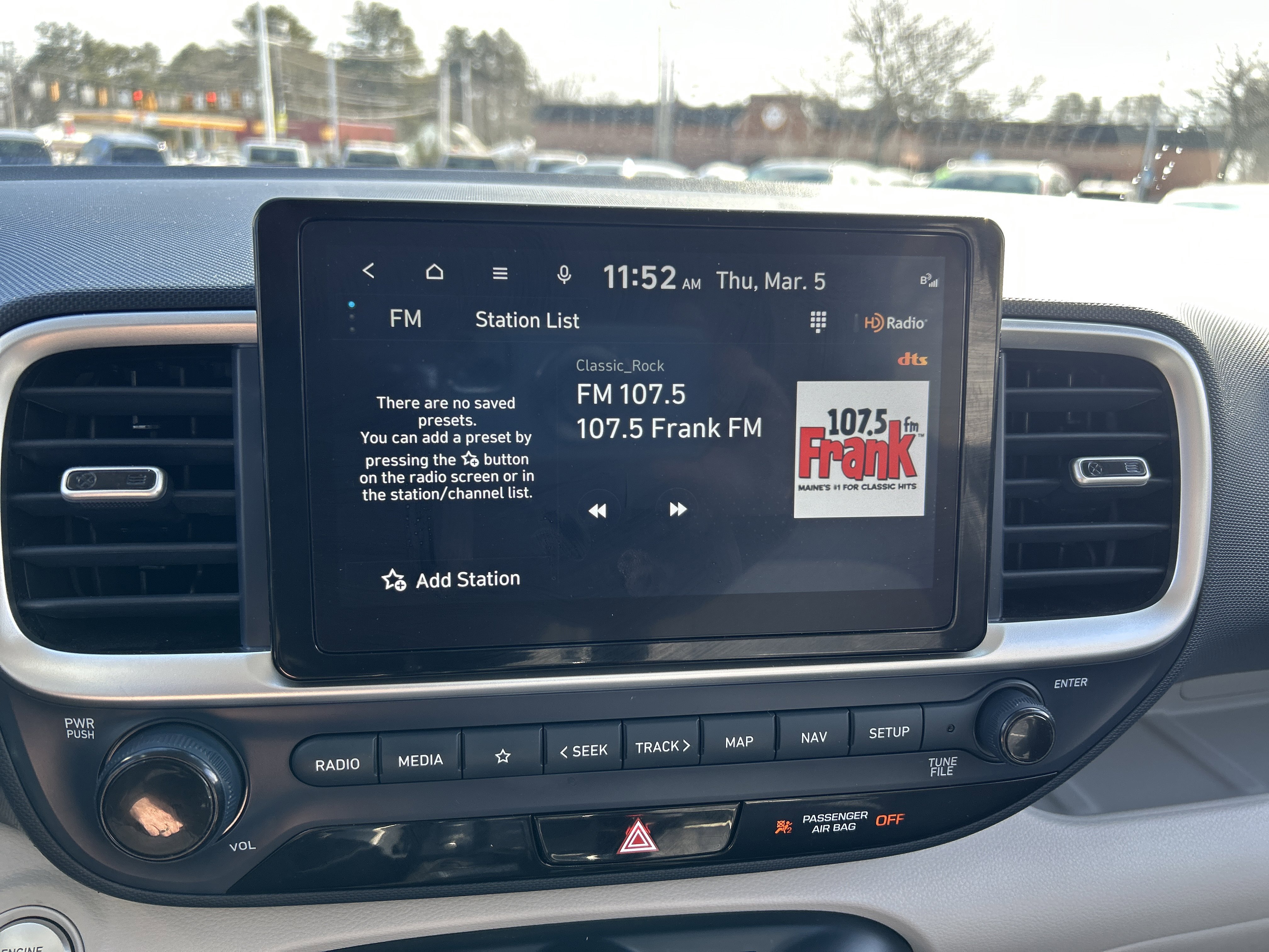 Certified 2023 Hyundai Venue Limited image 25