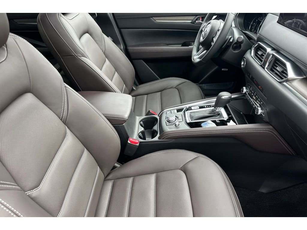 New 2025 MAZDA CX-5 Signature image 15