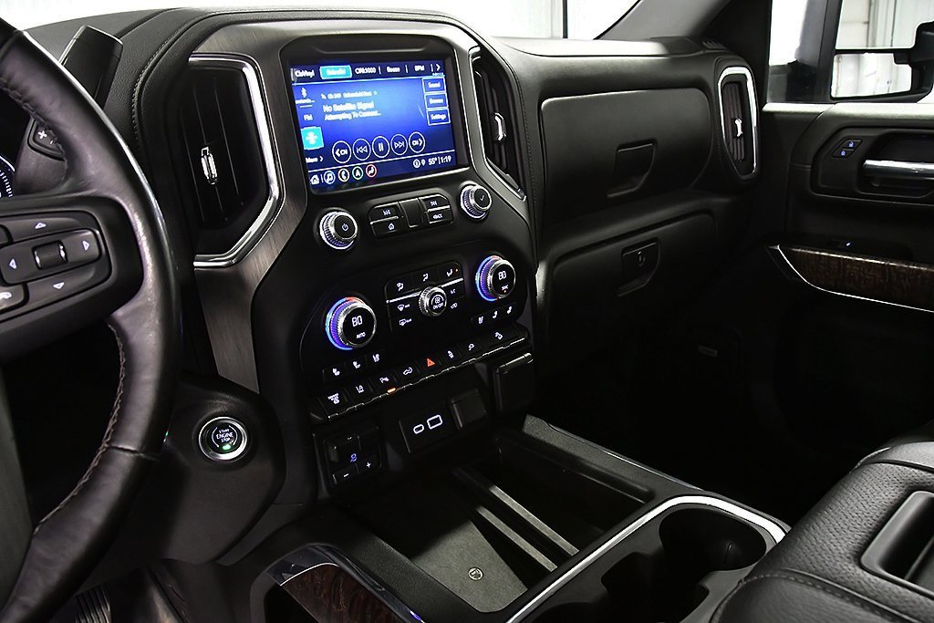 Used 2022 GMC Sierra 3500 Denali image 24