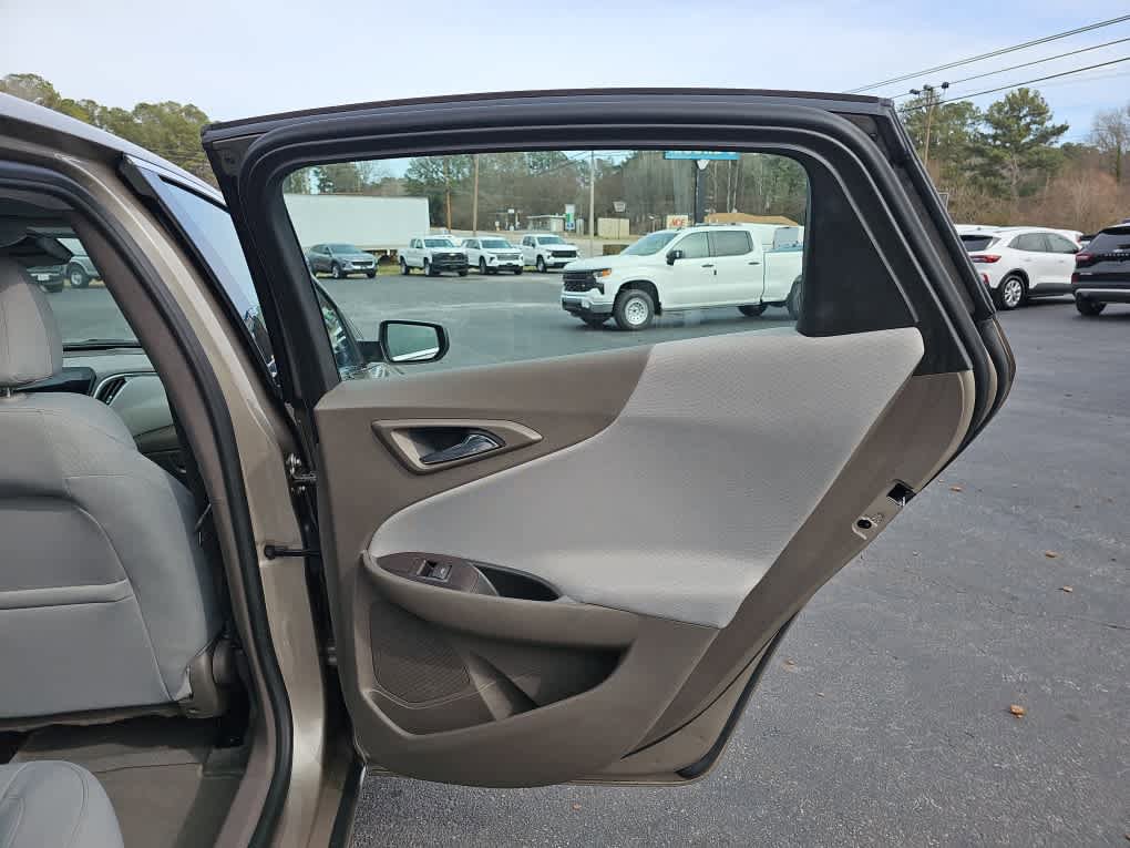 Used 2022 Chevrolet Malibu LS w/ Driver Confidence Package II FWD image 25