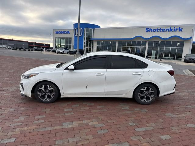 Used 2021 Kia Forte LXS FWD image 3