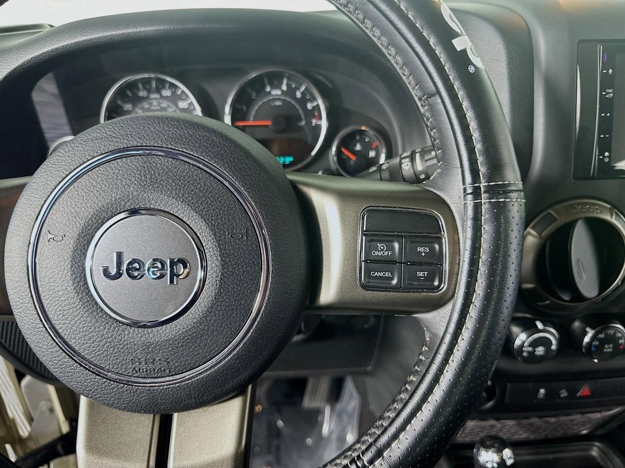 Used 2018 Jeep Wrangler Unlimited Sport image 42