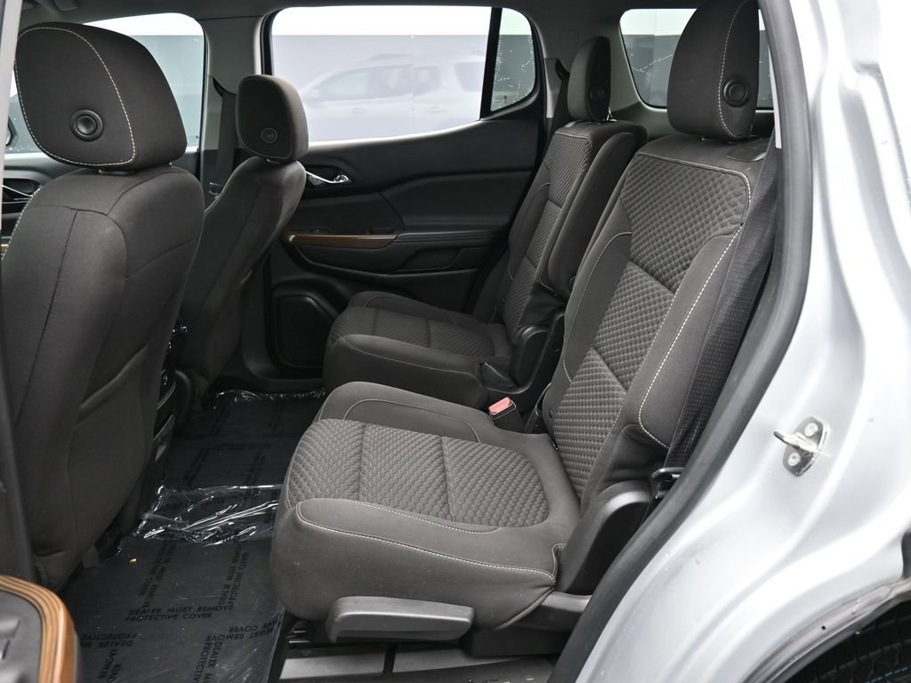 Used 2017 GMC Acadia SLE image 35