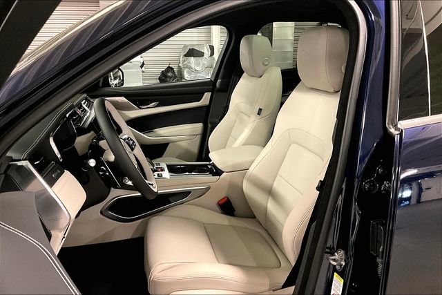 New 2026 Jaguar F-PACE R-Dynamic S image 8