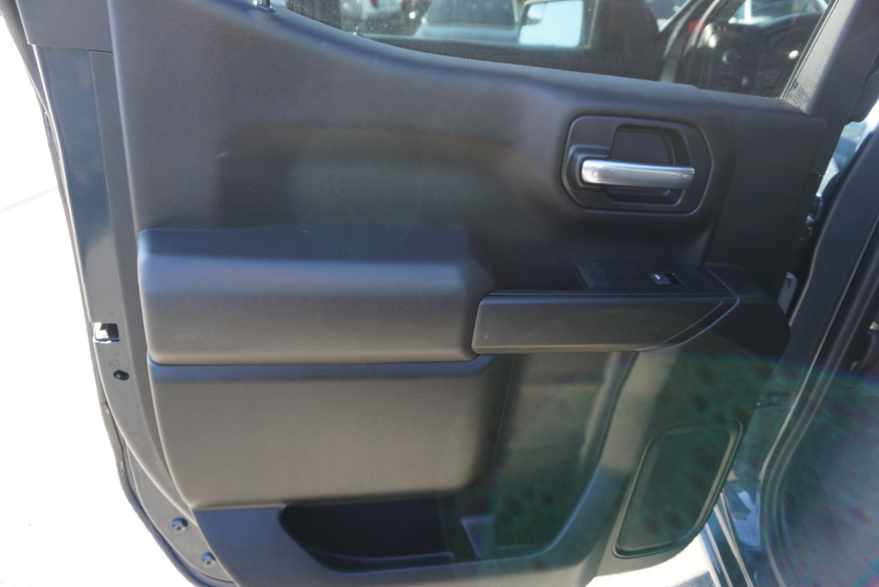 Used 2021 Chevrolet Silverado 1500 Custom image 12