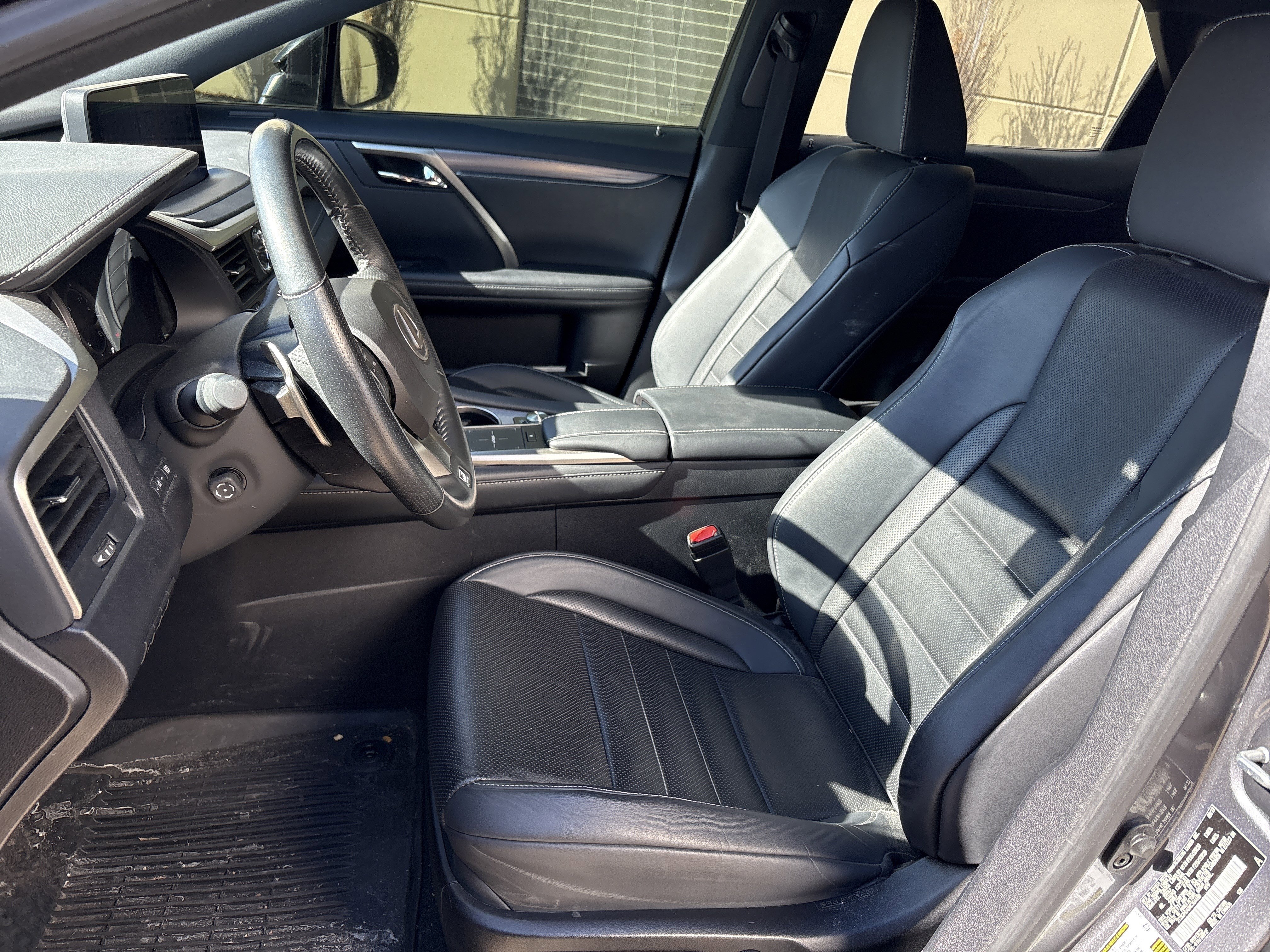 Used 2022 Lexus RX 350 F Sport w/ Cold Area Package image 16