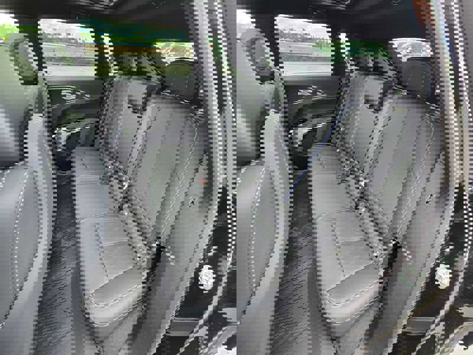 New 2024 Cadillac Lyriq Sport RWD image 20