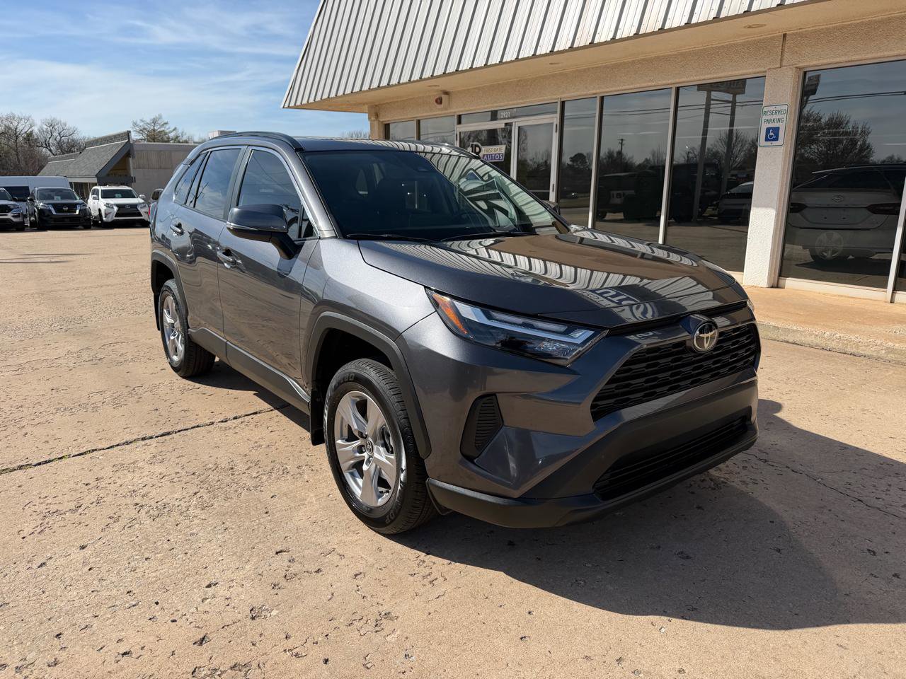 Used 2025 Toyota RAV4 XLE w/ Convenience Package image 1