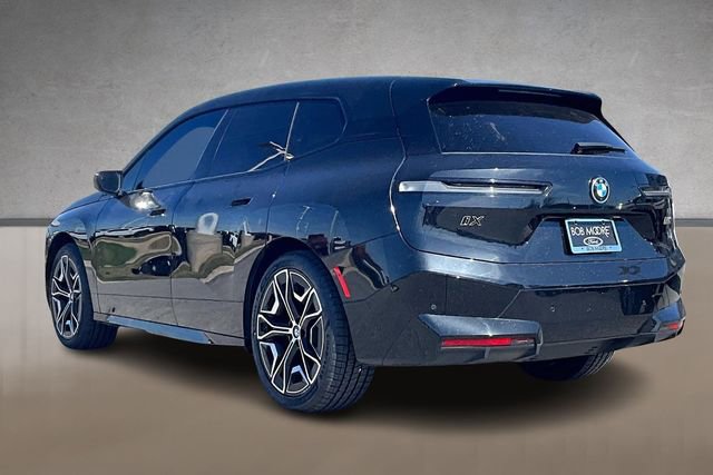 Used 2023 BMW iX M60 w/ Executive Package image 10