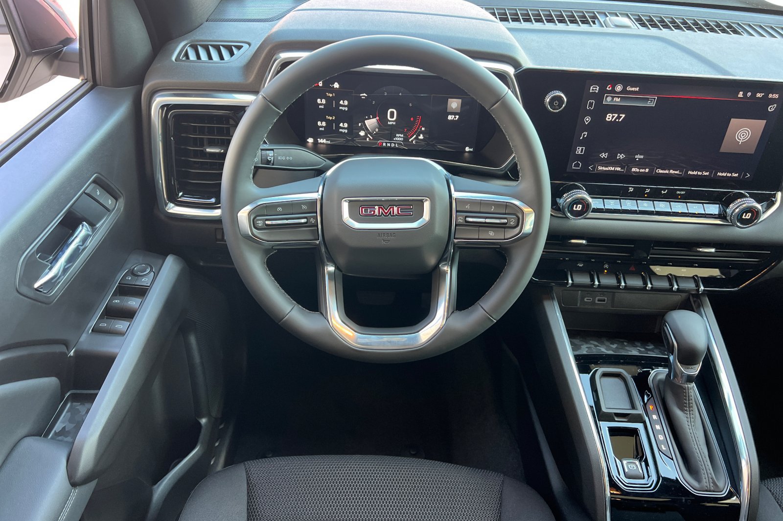 New 2026 GMC Canyon Elevation w/ Convenience Package RWD image 14