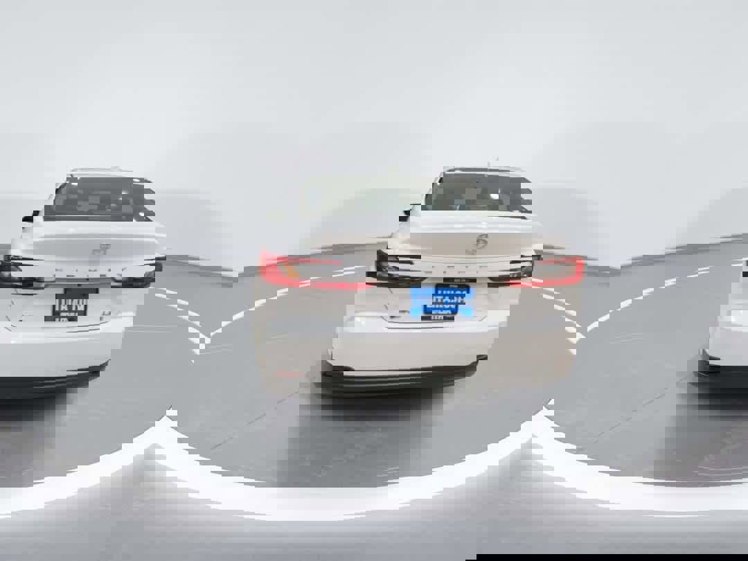 Certified 2025 Toyota Camry LE image 7