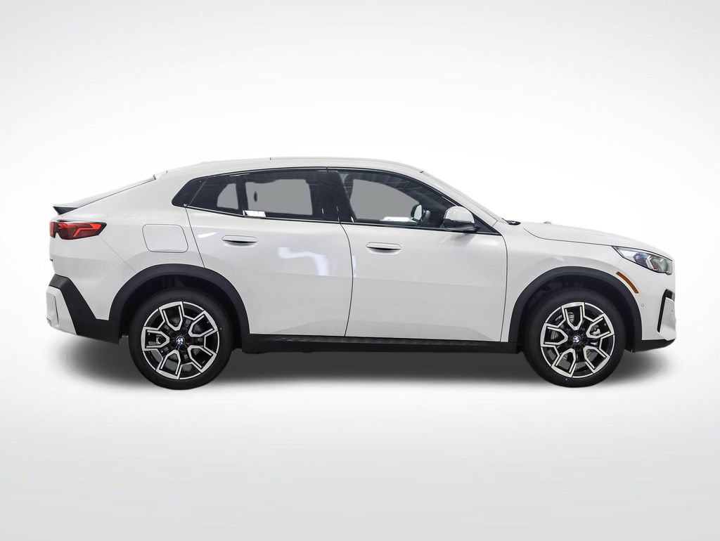 New 2026 BMW X2 xDrive28i w/ Technology Package AWD/4WD image 6