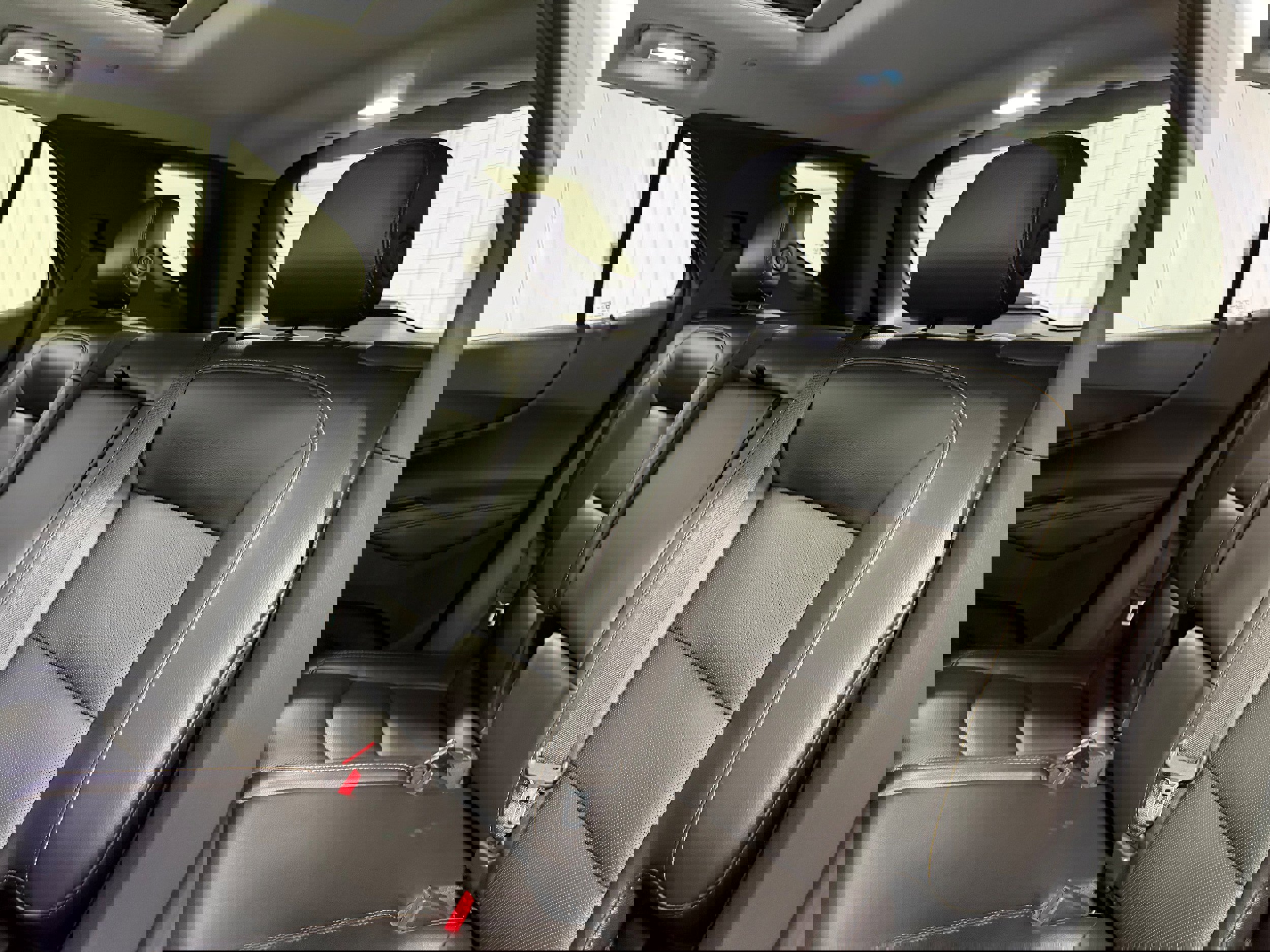 Used 2019 Chevrolet Equinox Premier image 30