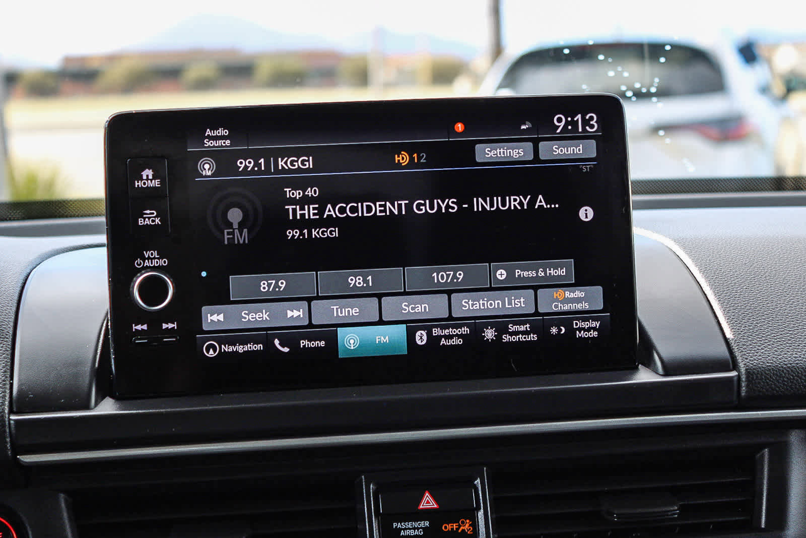 Certified 2025 Honda Pilot Touring image 13