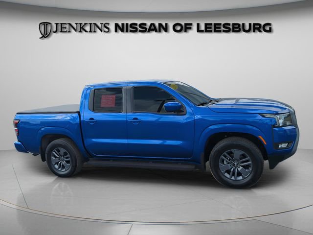 Used 2025 Nissan Frontier SV w/ SV Convenience Package RWD image 2