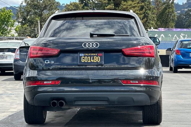 Used 2017 Audi Q3 2.0T Premium Plus w/ Premium Plus Package FWD image 5