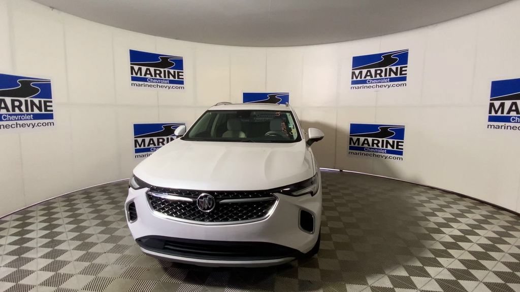 Used 2023 Buick Envision Avenir FWD image 3