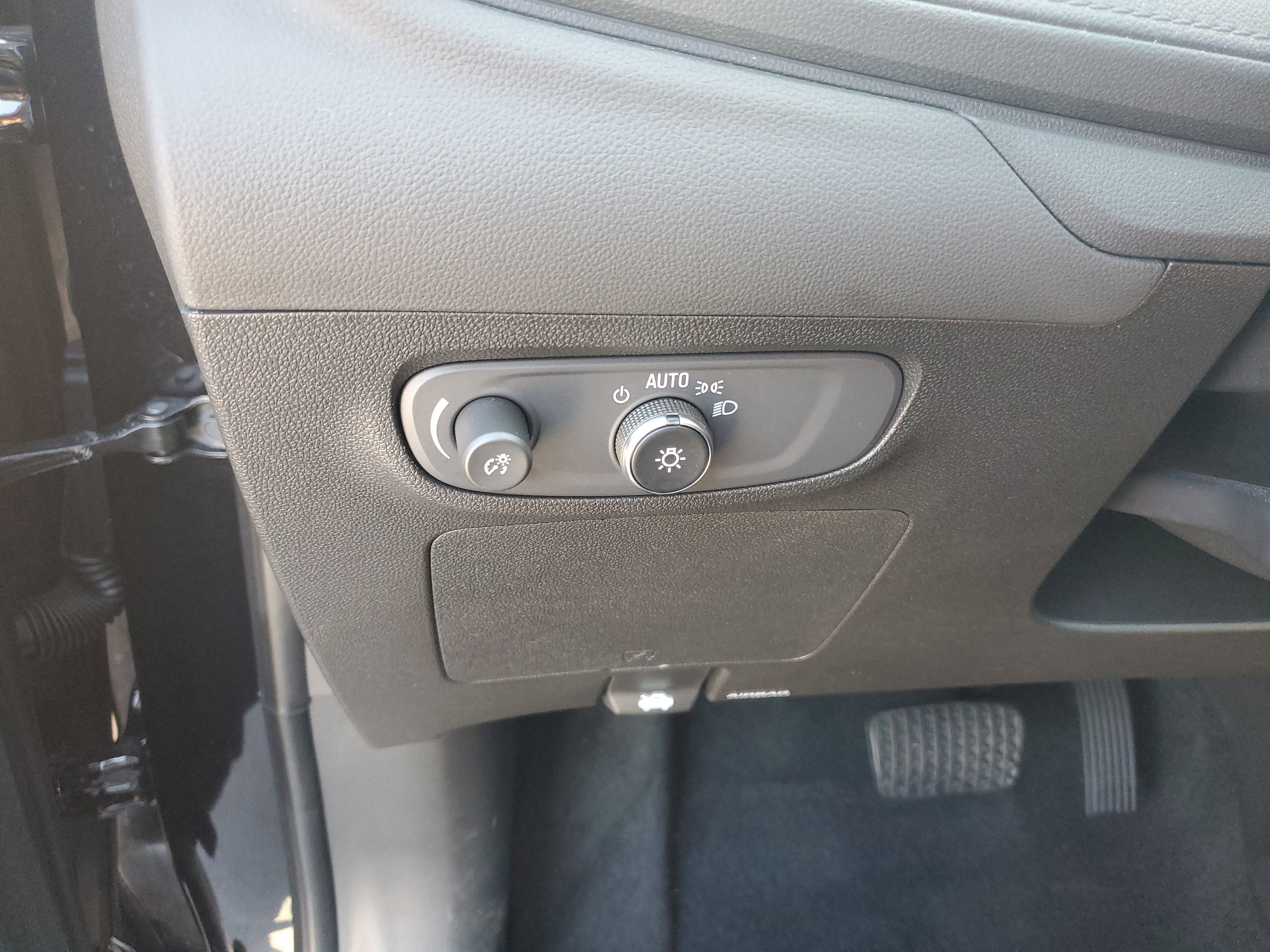 Used 2025 Buick Encore GX Preferred FWD image 22
