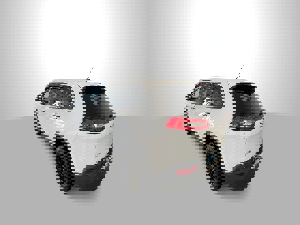 Used 2015 Jeep Cherokee Sport image 6