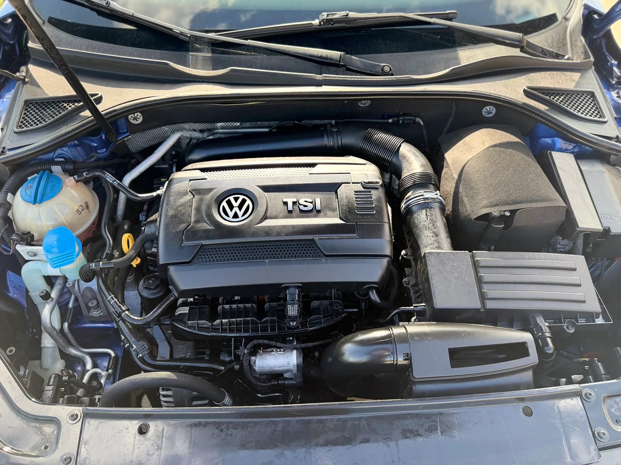 Used 2017 Volkswagen Passat 1.8T R-Line FWD image 41