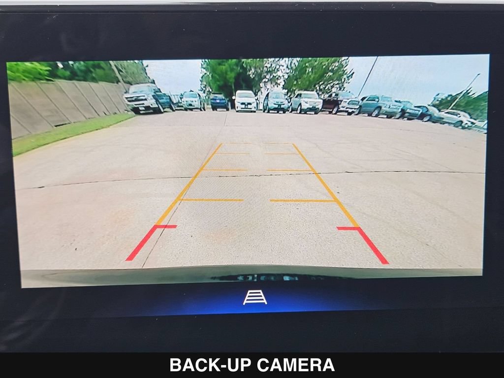 Used 2025 Chevrolet Trax ACTIV w/ Driver Confidence Package FWD image 37