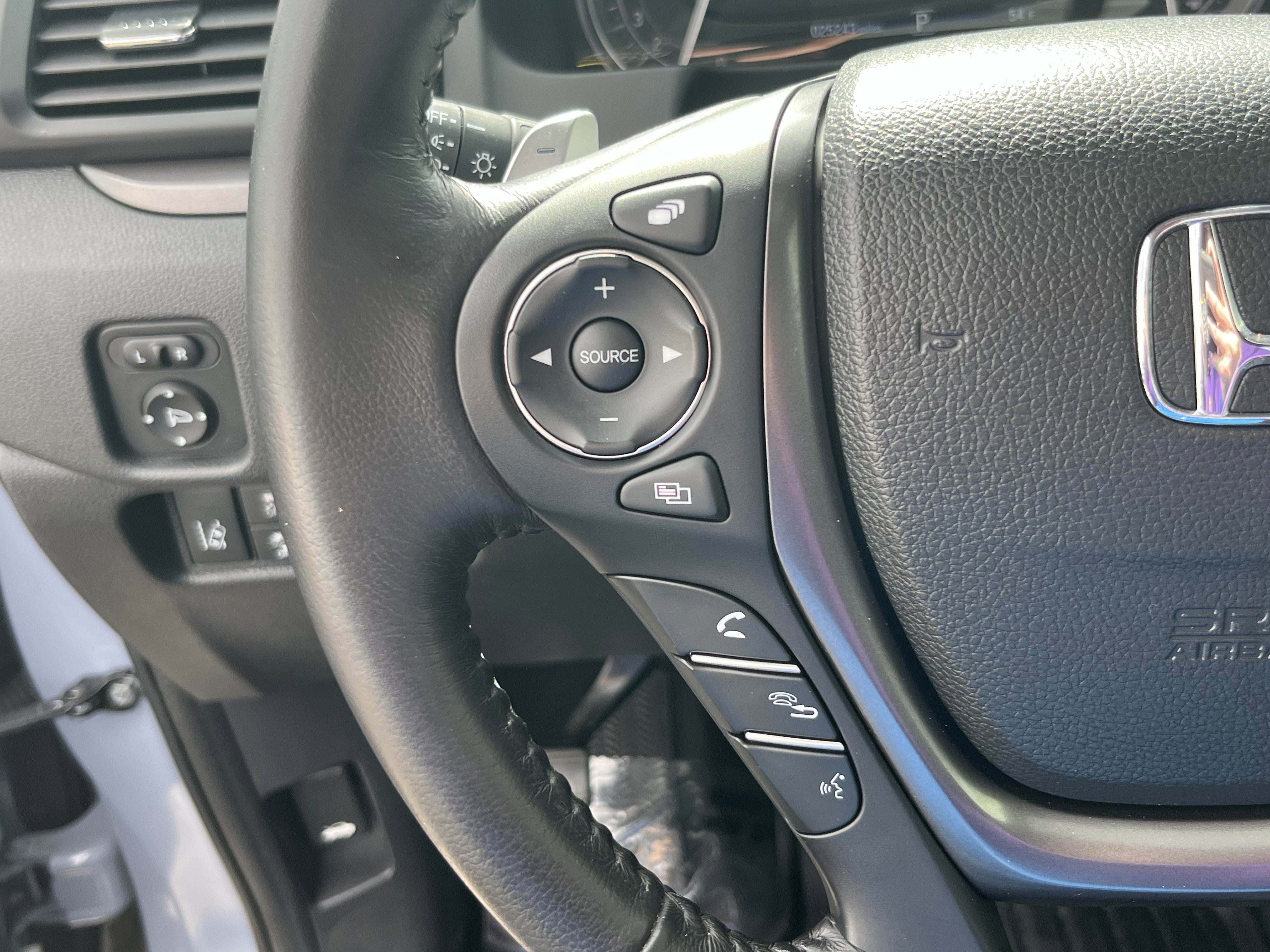 Used 2023 Honda Ridgeline RTL image 23