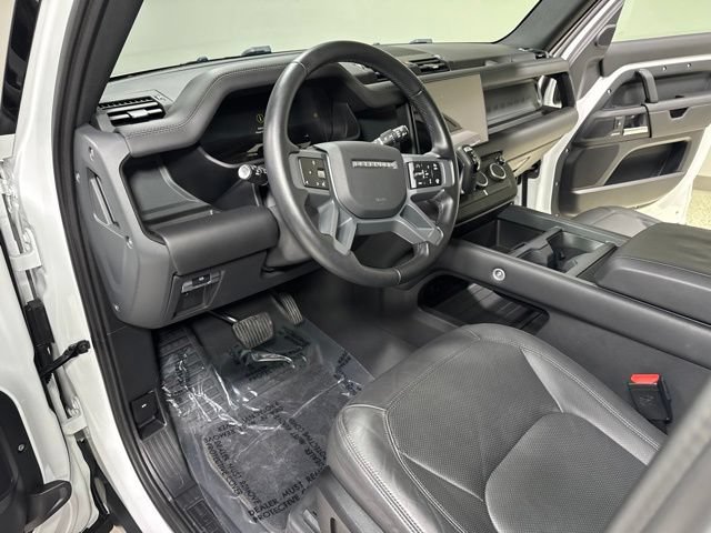 Used 2025 Land Rover Defender 130 S AWD/4WD image 13