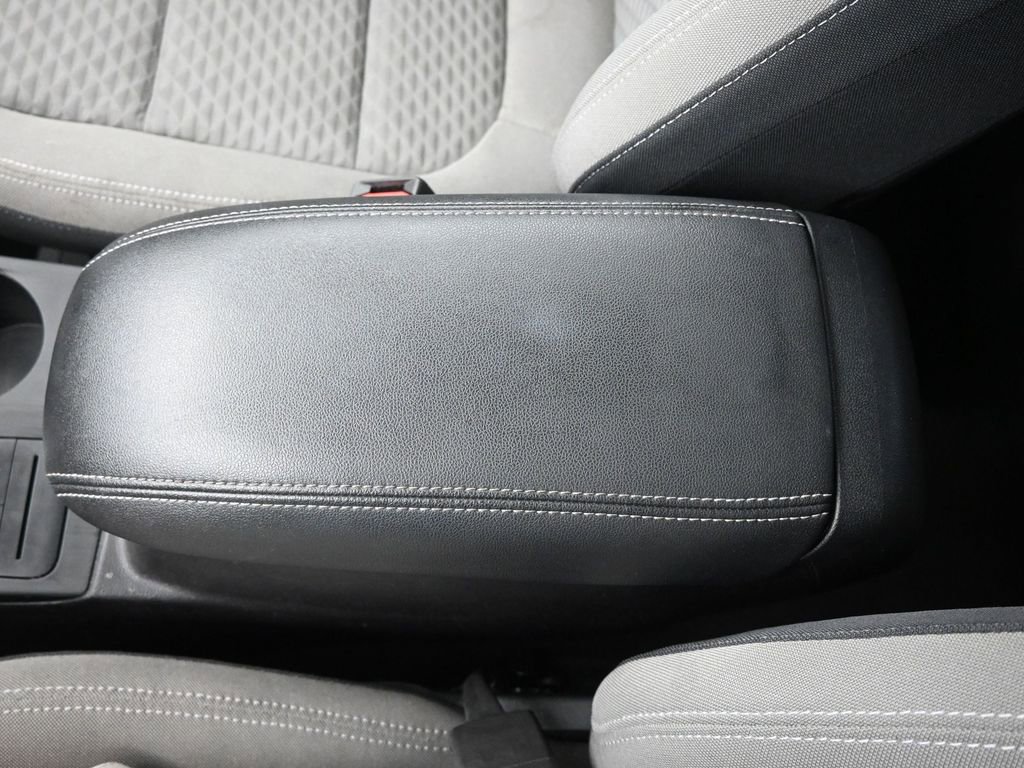 Used 2021 Ford Escape SE image 38