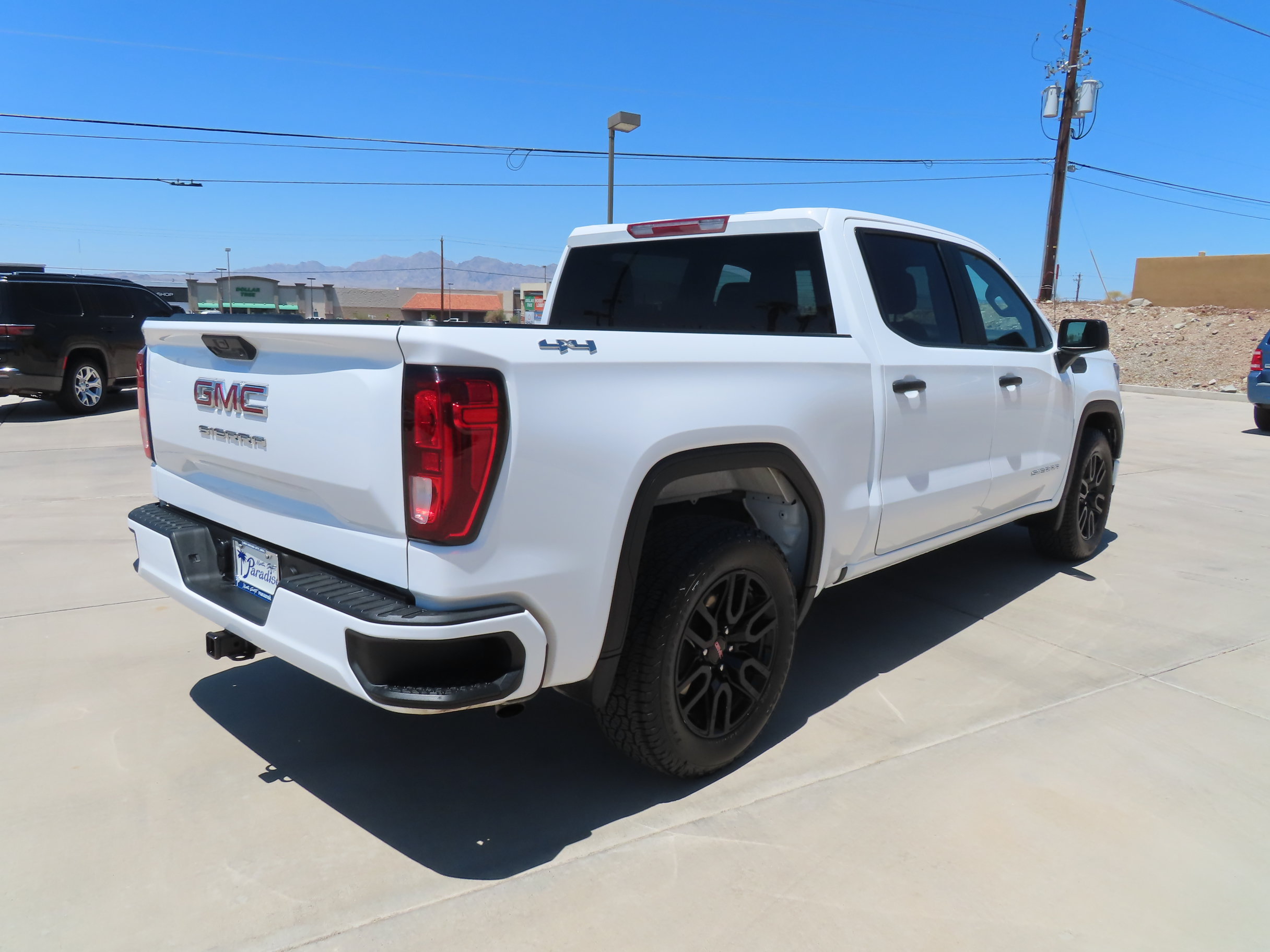 Used 2024 GMC Sierra 1500 Pro w/ Graphite Edition AWD/4WD image 10