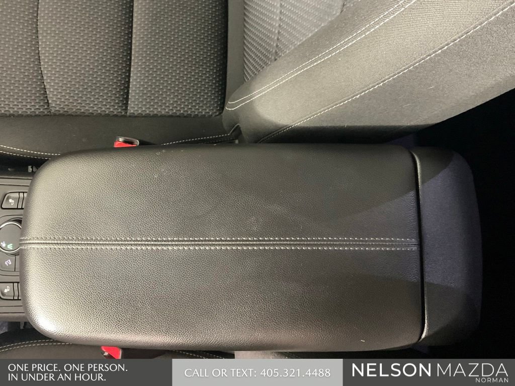 Used 2022 GMC Terrain SLE w/ Driver Convenience Package FWD image 30