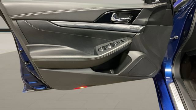 Used 2021 Nissan Maxima Platinum image 9