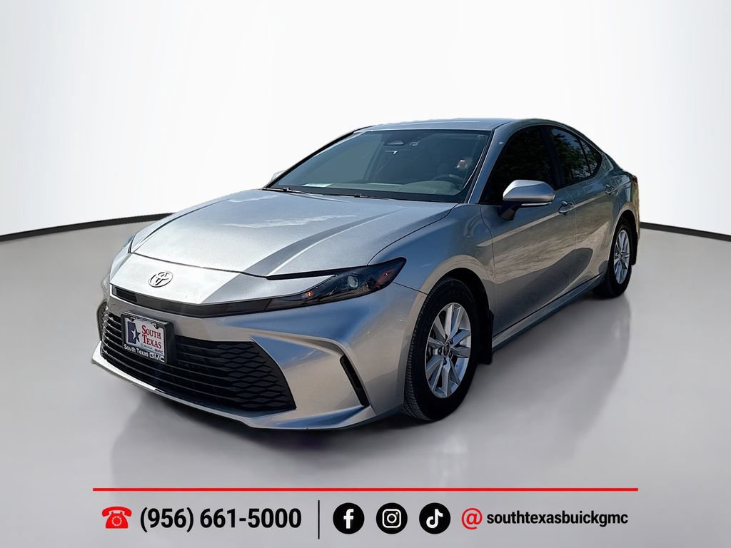 Used 2025 Toyota Camry LE w/ Convenience Package FWD image 3