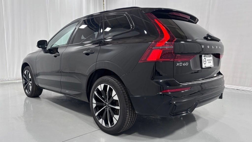 Certified 2026 Volvo XC60 B5 Plus AWD/4WD image 8