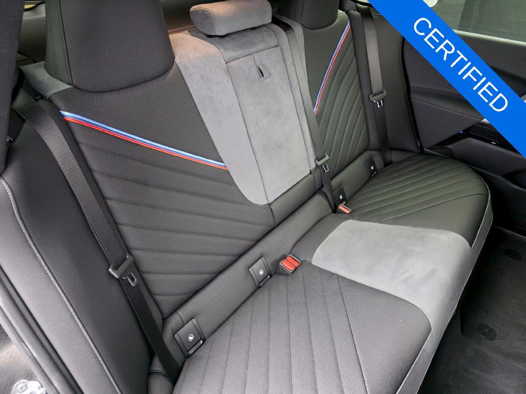 Certified 2026 BMW iX xDrive60 w/ M Sport Package AWD/4WD image 26