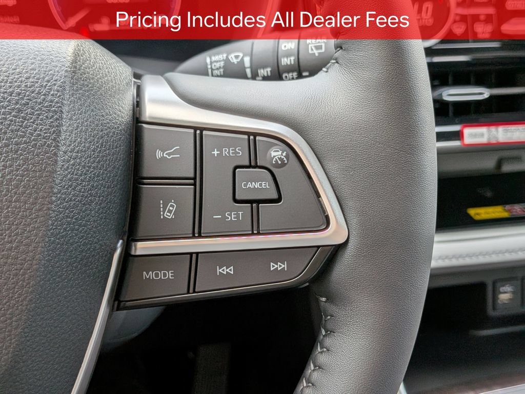 New 2026 Toyota Highlander Limited AWD/4WD image 28