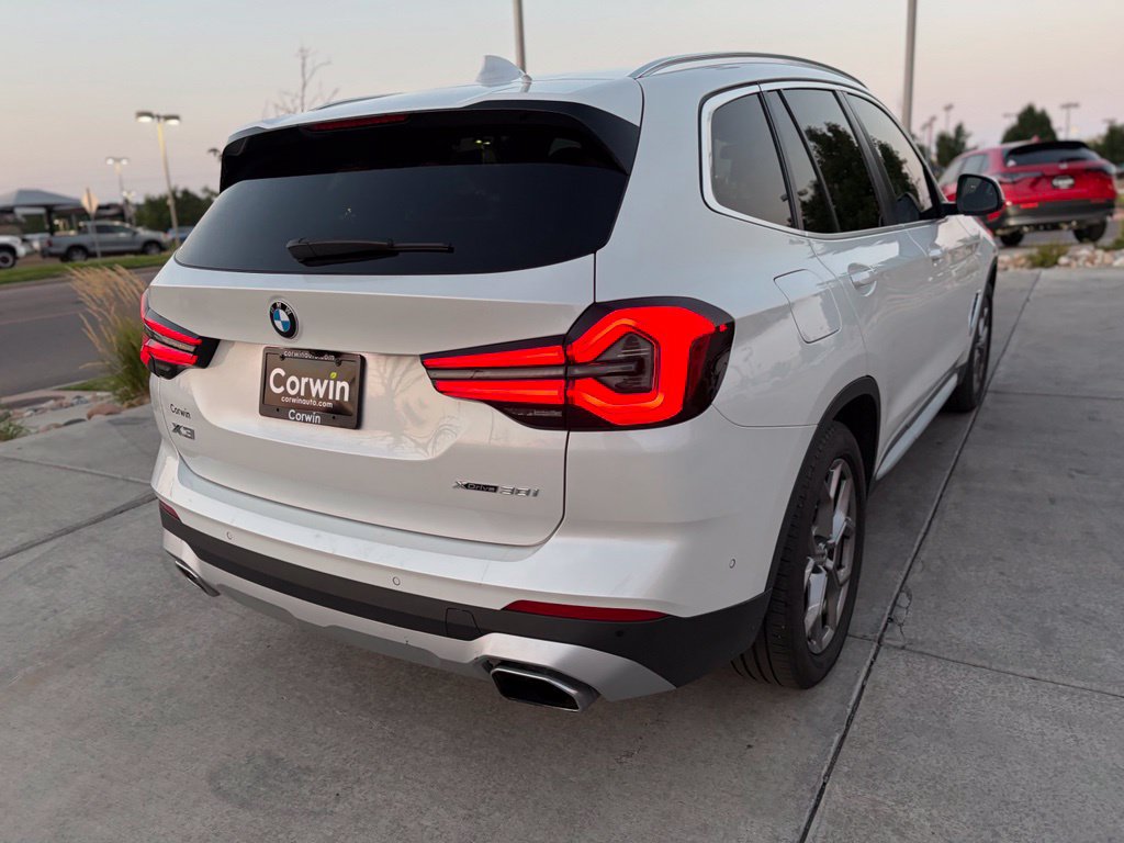 Used 2024 BMW X3 xDrive30i w/ Premium Package w/ZPA AWD/4WD image 7