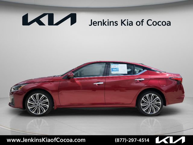 Used 2023 Nissan Altima 2.5 SL AWD/4WD image 9