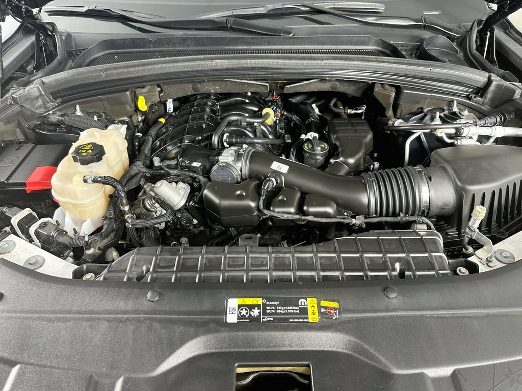 Used 2023 Jeep Grand Cherokee Altitude AWD/4WD image 40