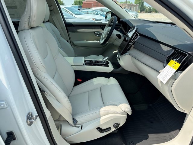 New 2026 Volvo XC90 B6 Ultra image 10