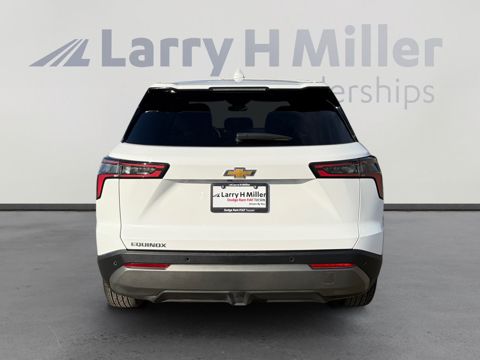 Used 2025 Chevrolet Equinox LT FWD image 4